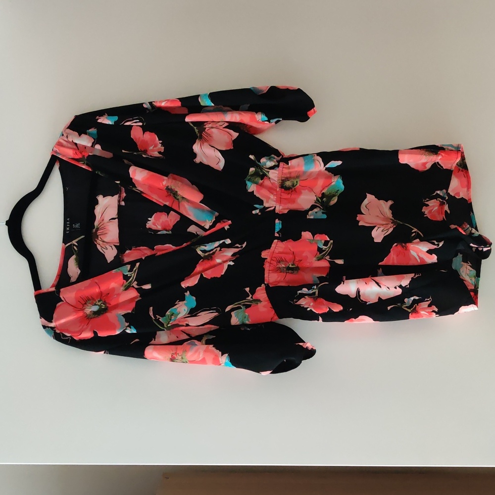 UK2LA | Floral romper